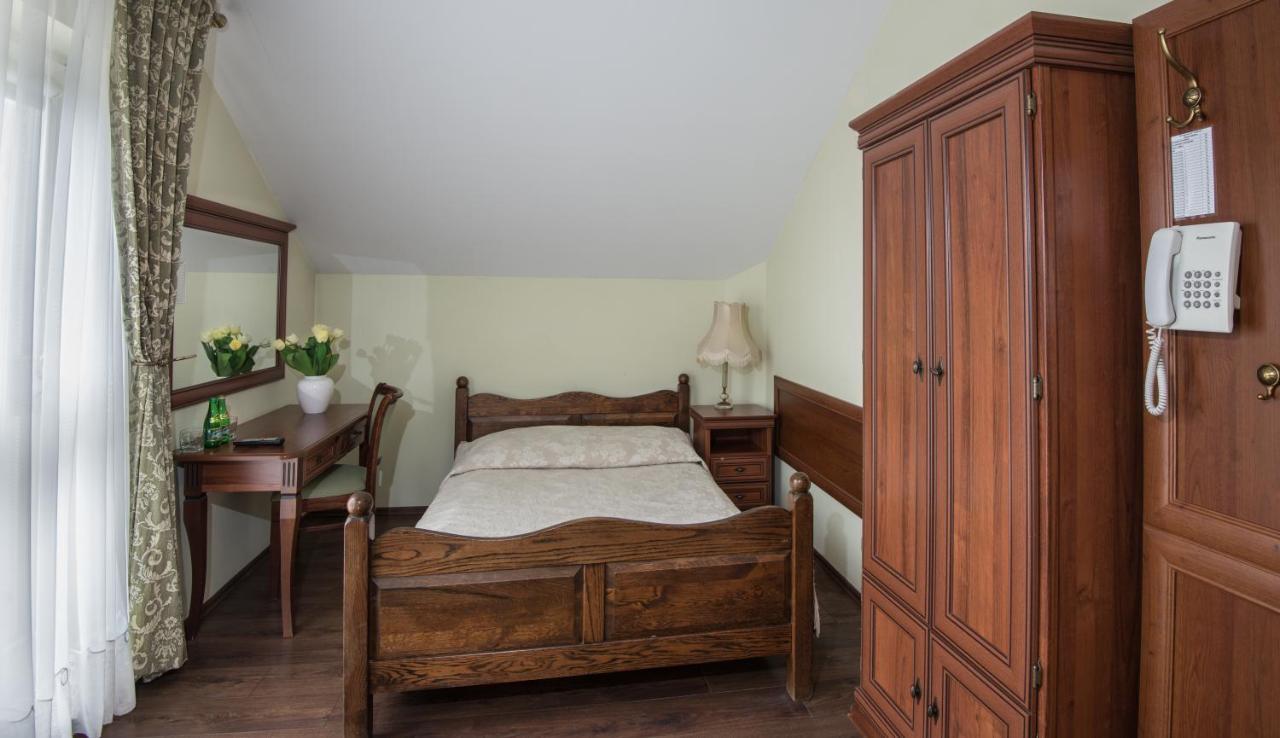 Hotel Mateo Stopnica Εξωτερικό φωτογραφία