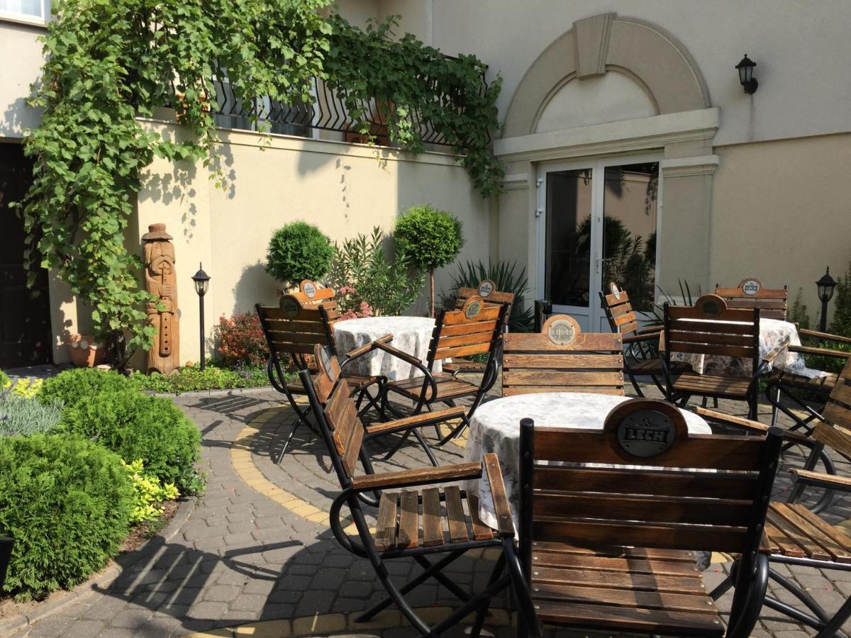 Hotel Mateo Stopnica Εξωτερικό φωτογραφία