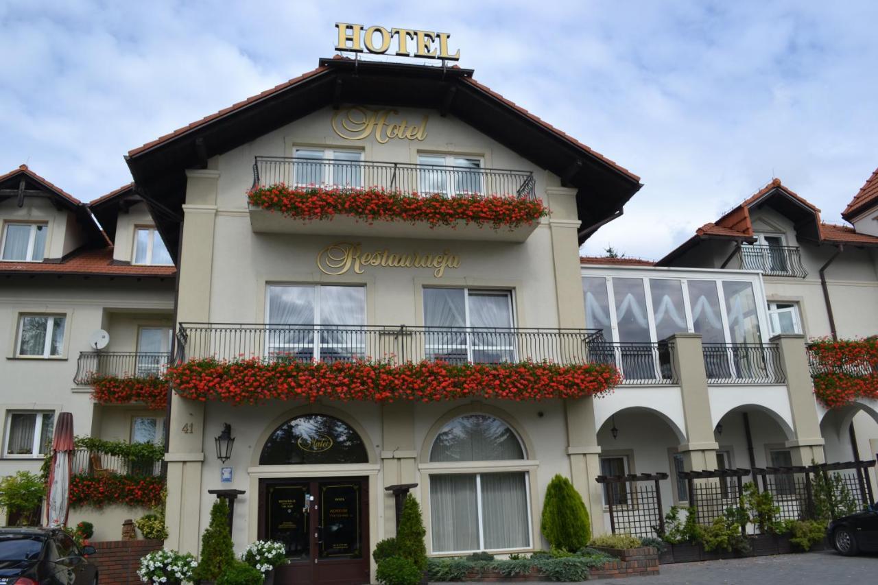 Hotel Mateo Stopnica Εξωτερικό φωτογραφία